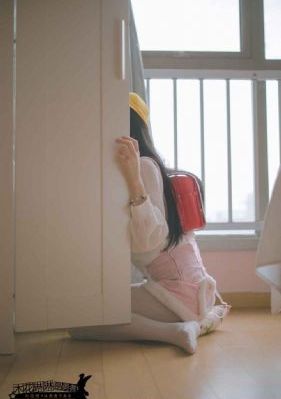 国产精品女教师av久久_高清完整版高清视频观看