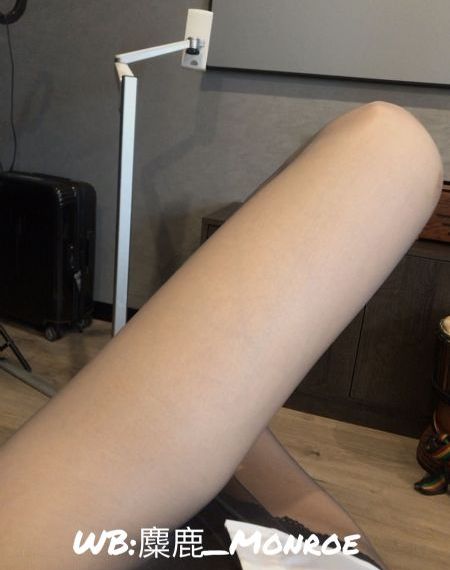 免费的美女在线视频聊天软件_国产无码网页在线观看