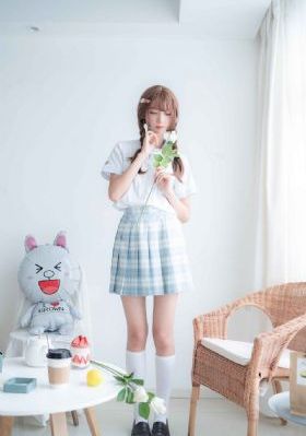 国产精品情侣熟女毛片对白看片_BD韩语完整在线观看